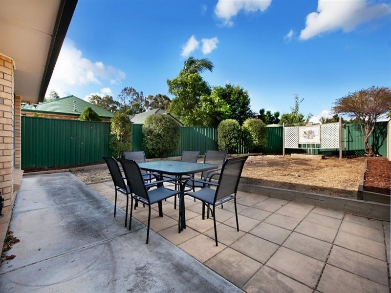 8 Nestor Street, Hillcrest SA 5086
