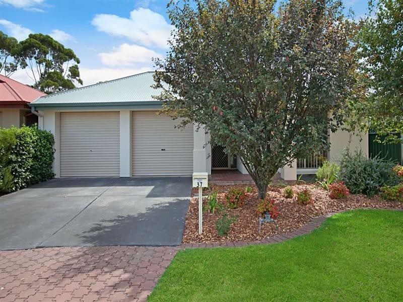 37 Hidcote Circuit, Oakden SA 5086