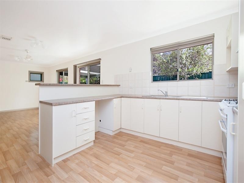 37 Hidcote Circuit, Oakden SA 5086