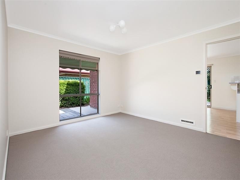 37 Hidcote Circuit, Oakden SA 5086