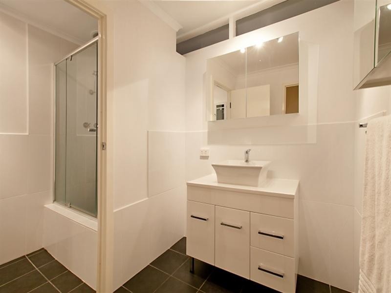 17 Landal Boulevard, Redwood Park SA 5097