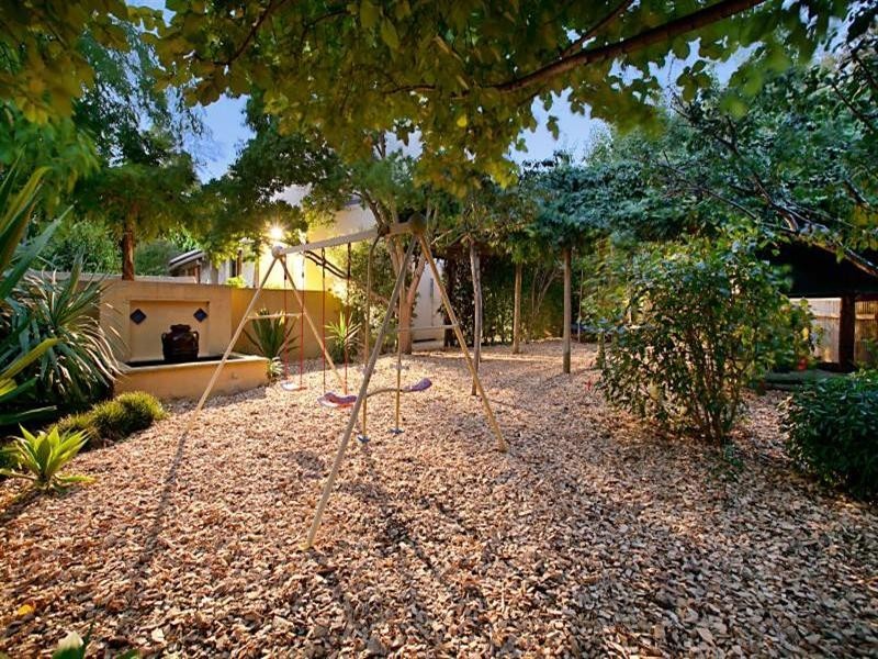 17 Landal Boulevard, Redwood Park SA 5097