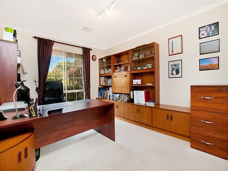 3 Thorngate Court, Oakden SA 5086