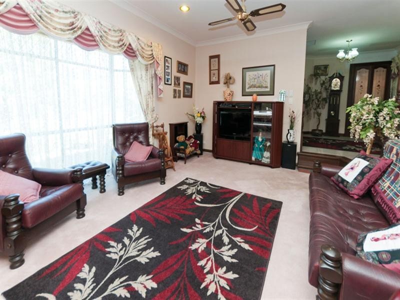 4 San Antonio Court, Wynn Vale SA 5127