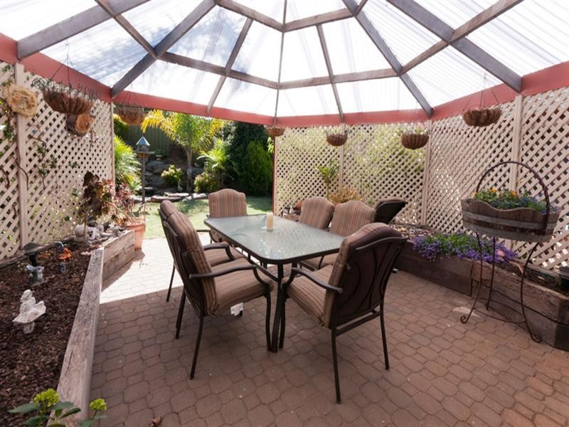 4 San Antonio Court, Wynn Vale SA 5127