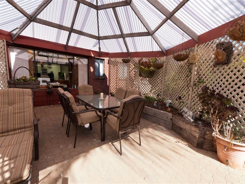 4 San Antonio Court, Wynn Vale SA 5127