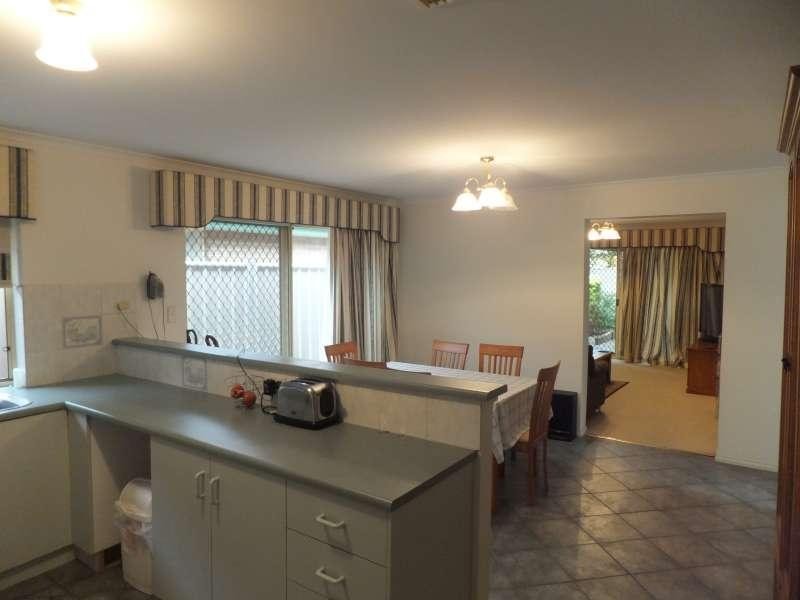 18 Farnborough Street, Oakden SA 5086