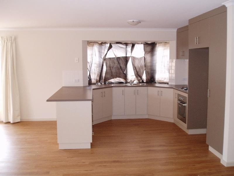 37 Waterside Drive, Burton SA 5110