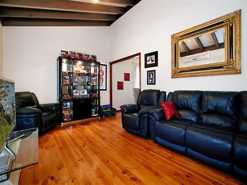 5 Adnamira Avenue, Rostrevor SA 5073