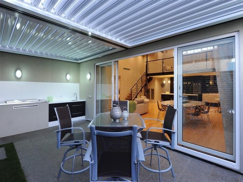 43 Isla Circuit, Mawson Lakes SA 5095