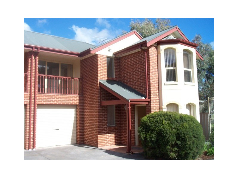 Unit 2 24 Grove Street, Modbury SA 5092