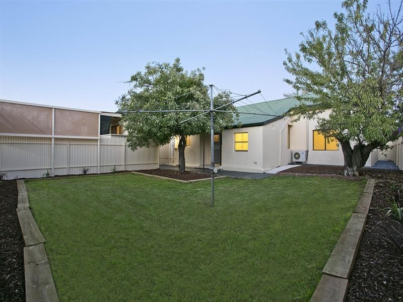 2 Pateela Street, Enfield SA 5085