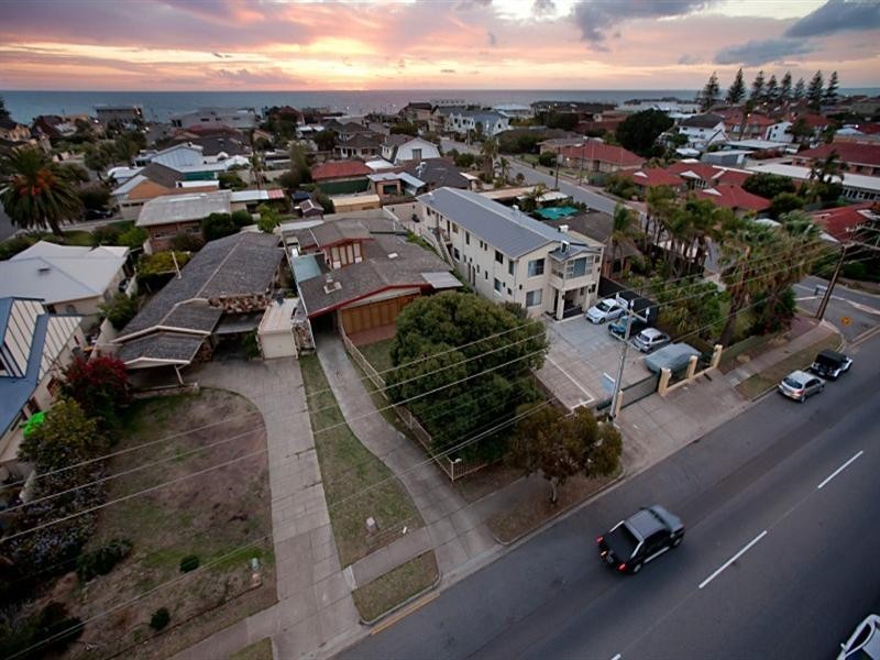 9 Military Road, West Beach SA 5024