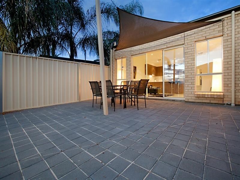 9 Amber Avenue, Clearview SA 5085