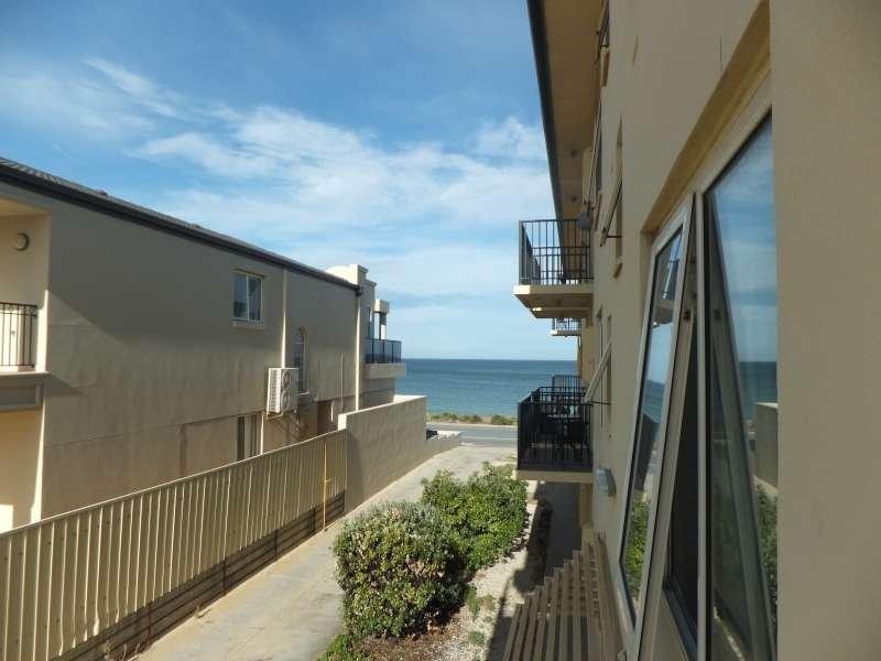9/52 north Esplanade, Glenelg North SA 5045