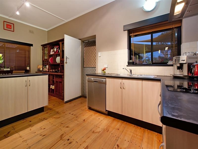 6 Day Avenue, Broadview SA 5083