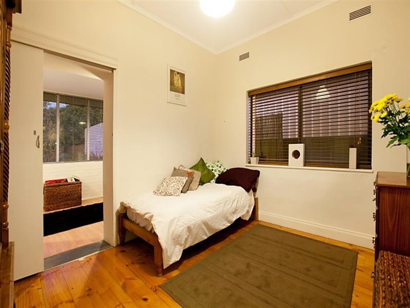 6 Day Avenue, Broadview SA 5083