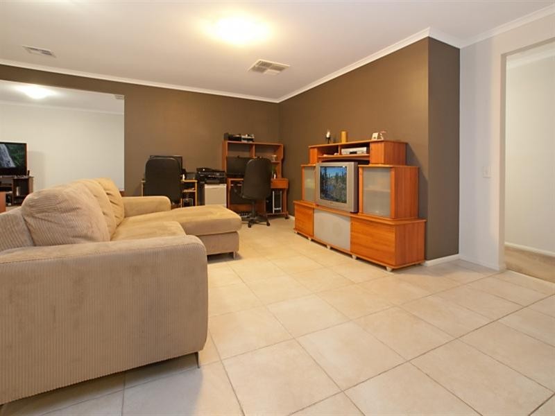 11 Gravity Grove, Munno Para West SA 5115