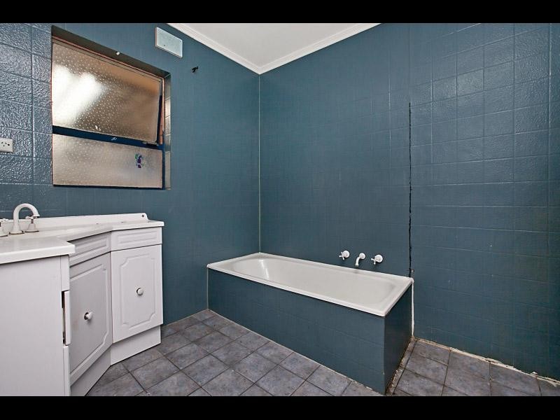 7 Holmes Avenue, Redwood Park SA 5097