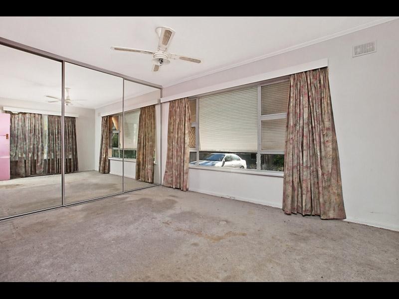 7 Holmes Avenue, Redwood Park SA 5097