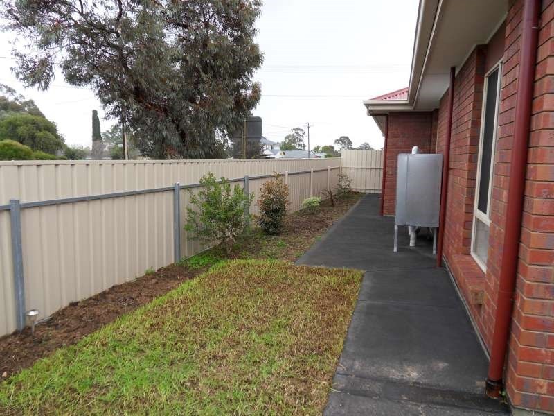 19 Burman Avenue, Gilles Plains SA 5086