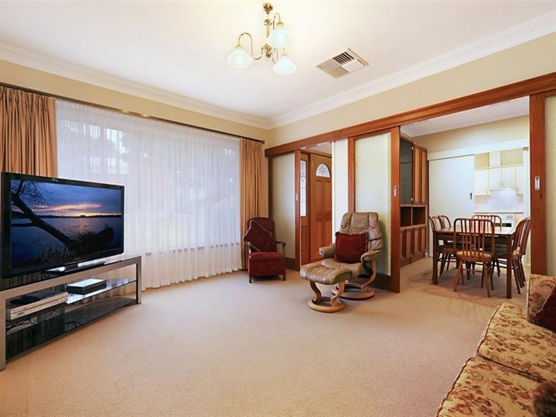 42 Burnbank Grove, Athelstone SA 5076