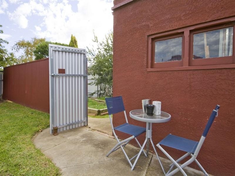 10 Selkirk Avenue, Clearview SA 5085
