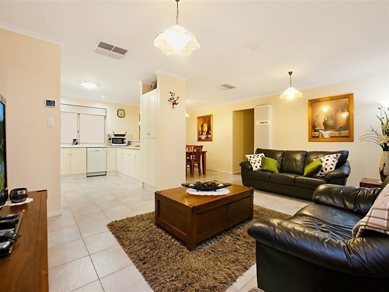 6 Charlton Court, Golden Grove SA 5125