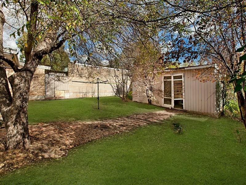 32 Swan Avenue, Rostrevor SA 5073