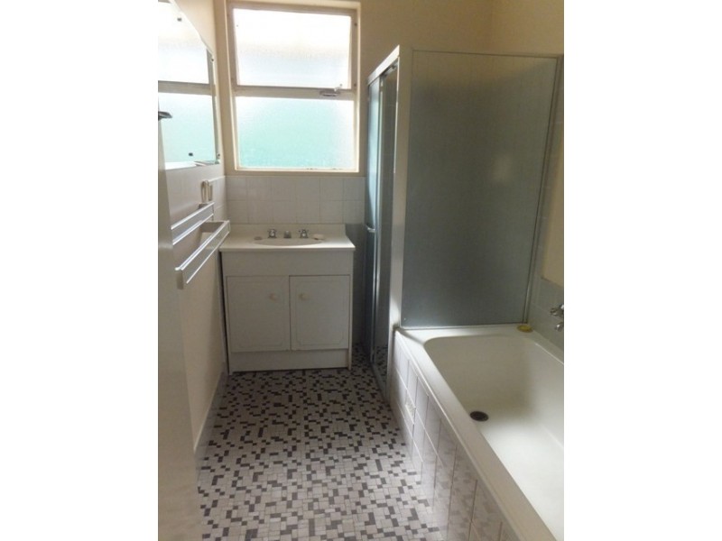 19 Lorna Avenue, Para Hills SA 5096