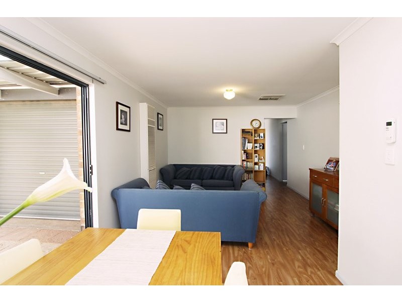 19 Lyle Court, Para Vista SA 5093