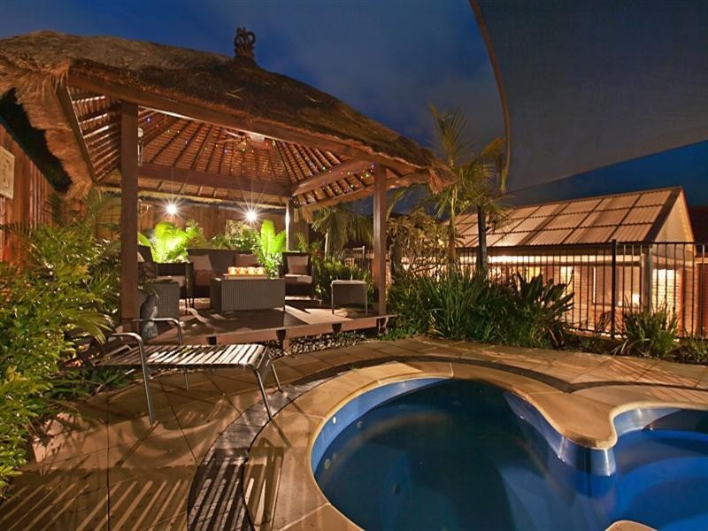 13 Austerlitz Court, Greenwith SA 5125