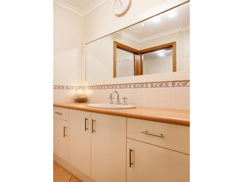 13 Austerlitz Court, Greenwith SA 5125