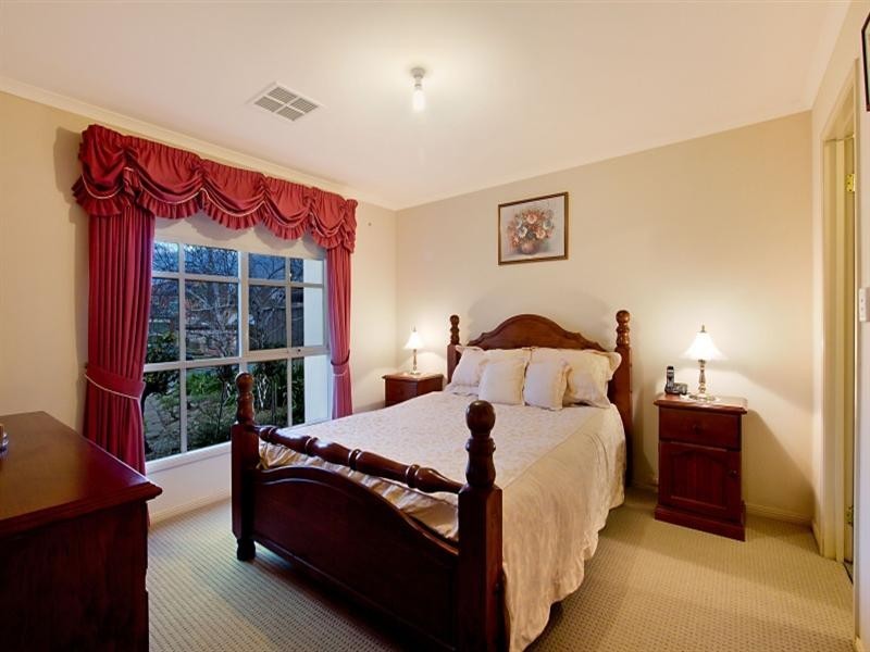 29 Victoria Drive, Oakden SA 5086