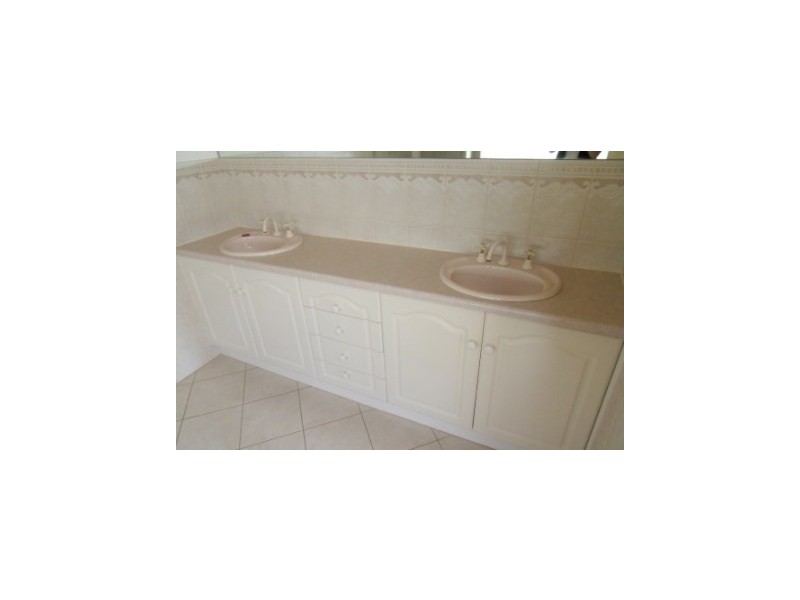 23 Conservatory Circuit, Oakden SA 5086