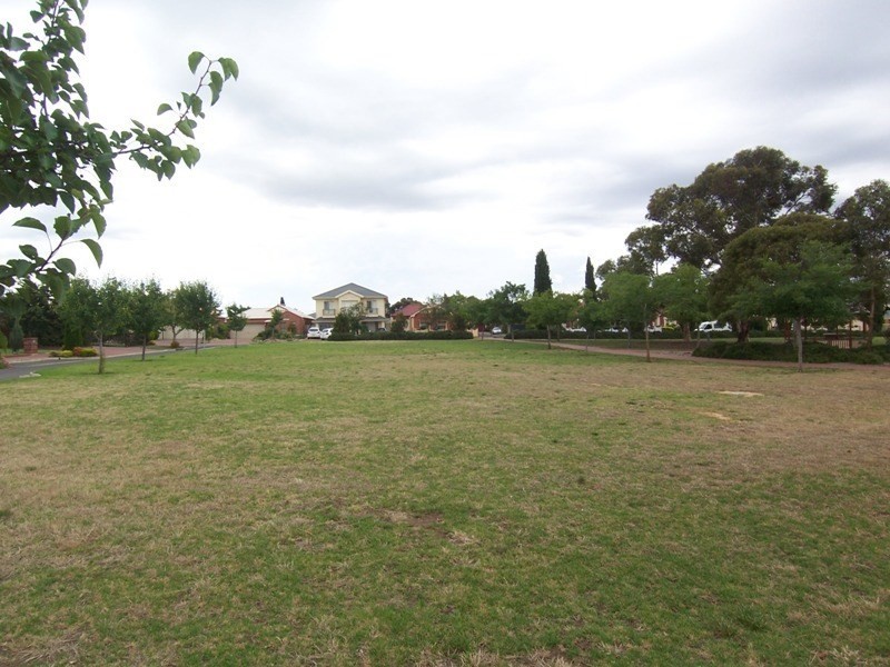 23 Conservatory Circuit, Oakden SA 5086