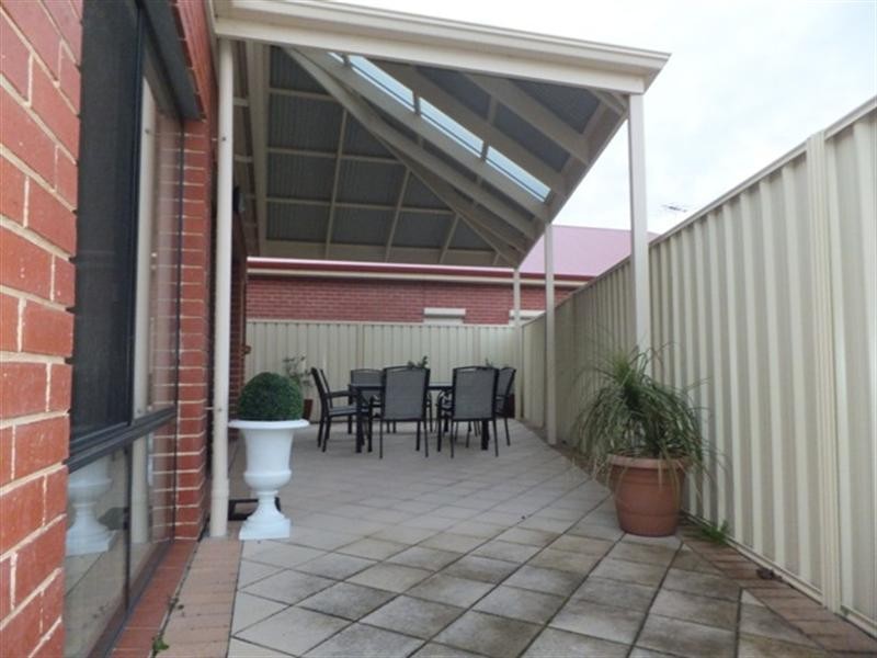 18 Lindley Road, Greenacres SA 5086