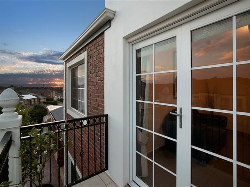 3 Sandstone Avenue, Walkley Heights SA 5098