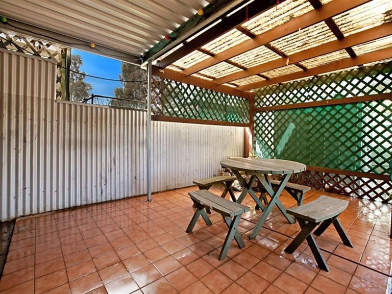 2 Edwards Court, Para Hills West SA 5096