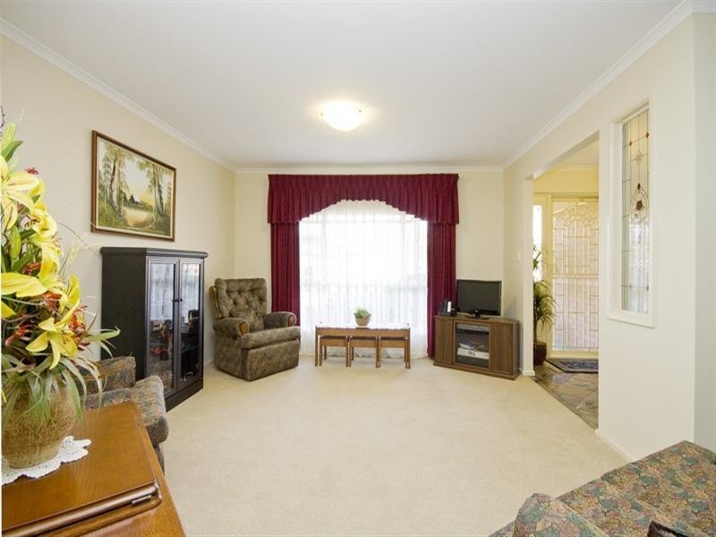 31 New Hampshire Drive Pine Lakes, Parafield Gardens SA 5107