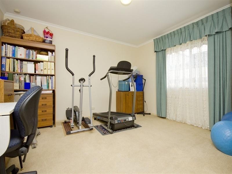 31 New Hampshire Drive Pine Lakes, Parafield Gardens SA 5107