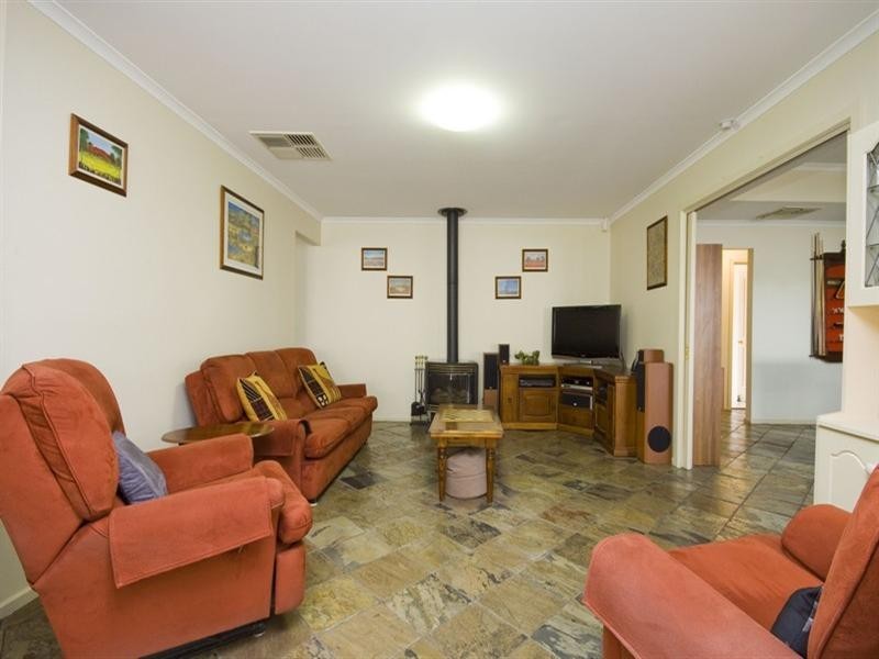 31 New Hampshire Drive Pine Lakes, Parafield Gardens SA 5107