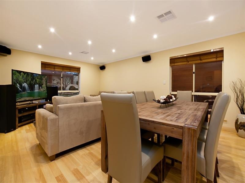 34 Farmhouse Avenue, Walkley Heights SA 5098