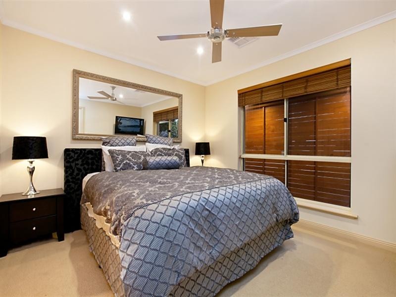 34 Farmhouse Avenue, Walkley Heights SA 5098