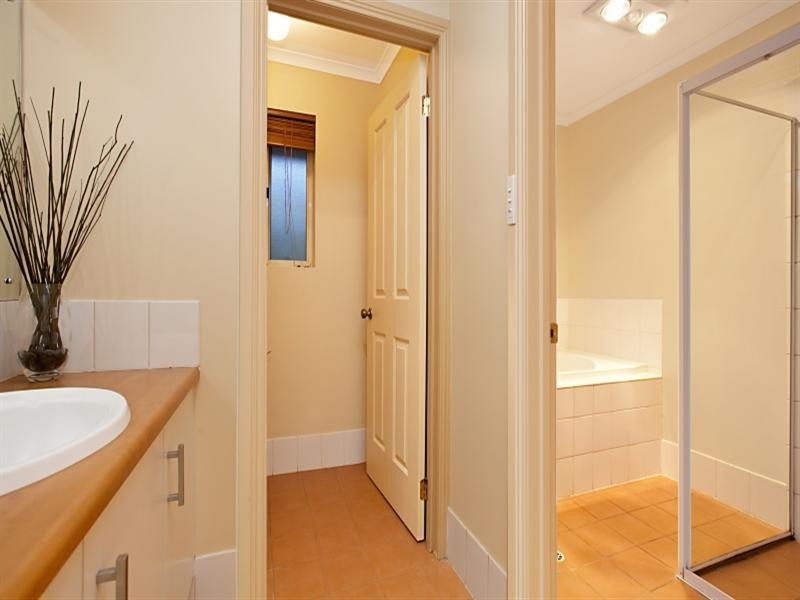 34 Farmhouse Avenue, Walkley Heights SA 5098