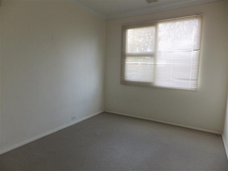 17 Grant Avenue, Gilles Plains SA 5086