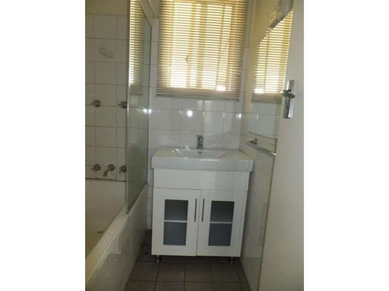 17 Grant Avenue, Gilles Plains SA 5086