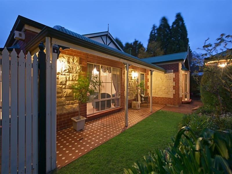 9 Bechervaise Court, Greenwith SA 5125