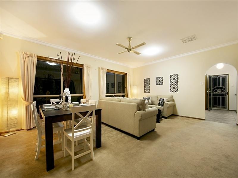 8 Brookside Street, Oakden SA 5086