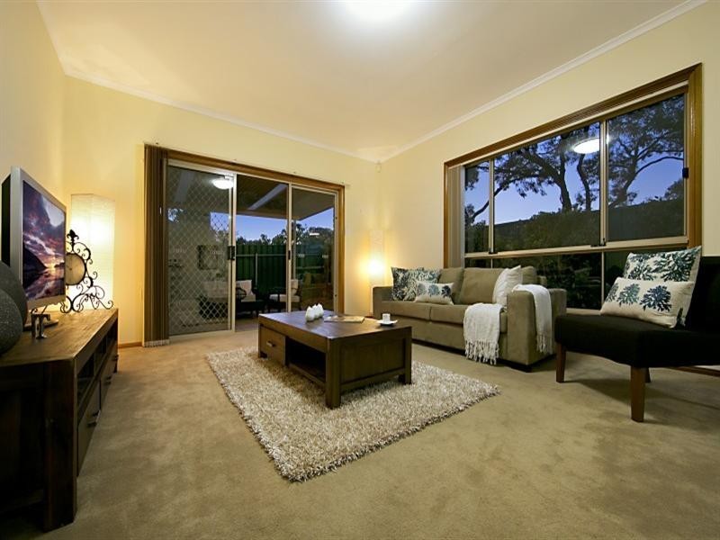 8 Brookside Street, Oakden SA 5086